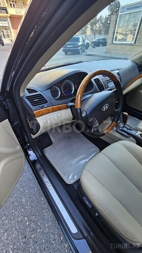 Hyundai Sonata-2