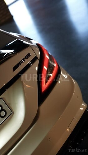 Mercedes CLS 63 AMG-5