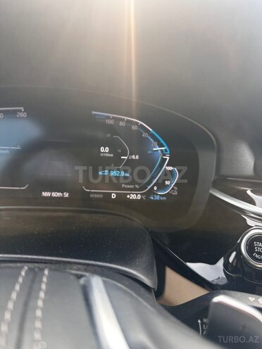 BMW 530e-18