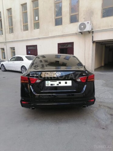 Nissan Altima-6