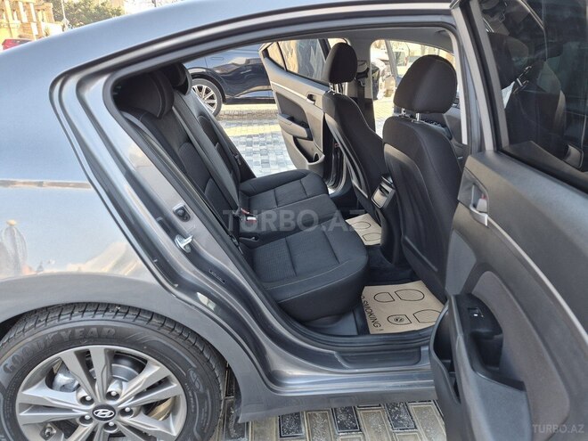 Hyundai Elantra 2018, 90,500 km - 2.0 л - Bakı