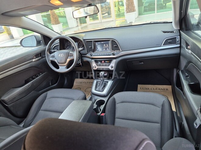 Hyundai Elantra 2018, 90,500 km - 2.0 л - Bakı