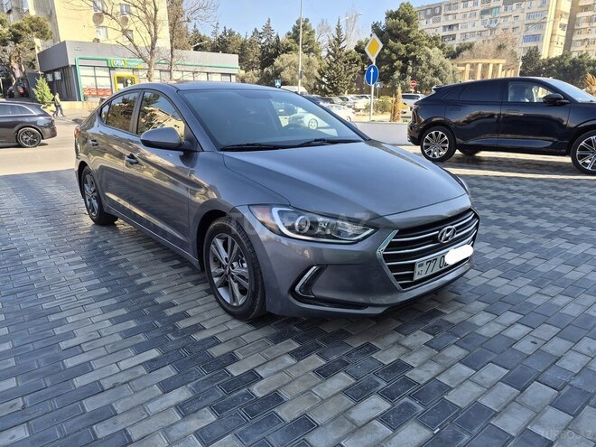 Hyundai Elantra 2018, 90,500 km - 2.0 л - Bakı