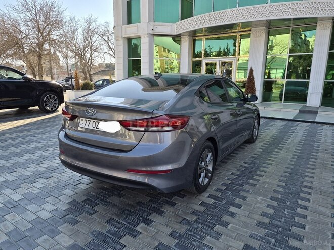 Hyundai Elantra 2018, 90,500 km - 2.0 л - Bakı