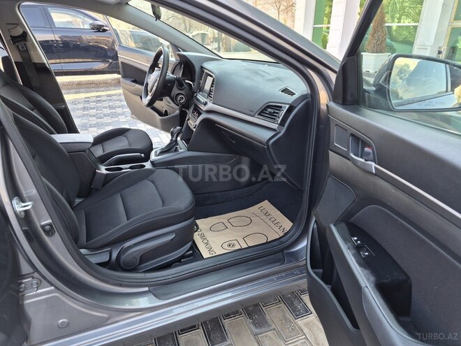 Hyundai Elantra 2018, 90,500 km - 2.0 л - Bakı