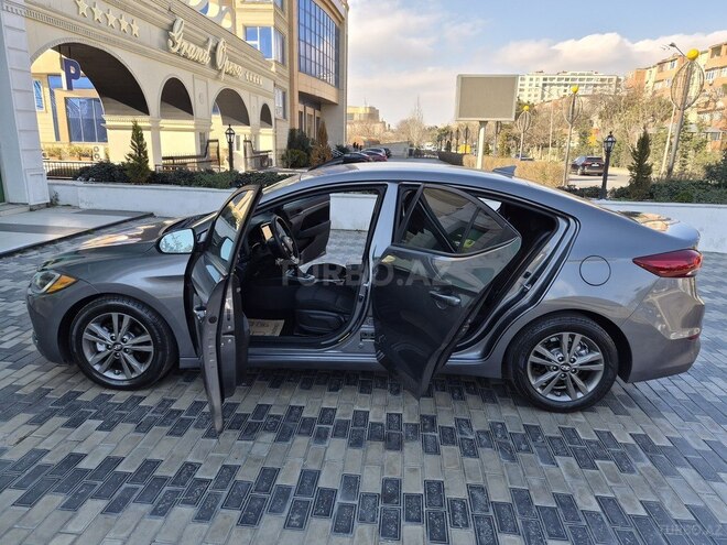 Hyundai Elantra 2018, 90,500 km - 2.0 л - Bakı
