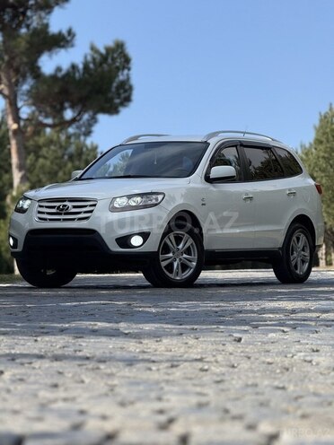 Hyundai Santa Fe 2009, 275,200 km - 2.0 л - Bakı