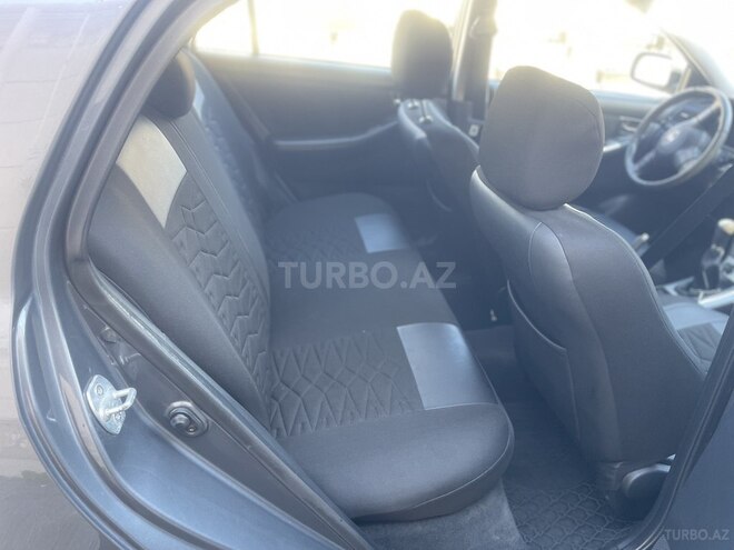 Toyota Corolla 2006, 305,000 km - 1.4 l - Bakı