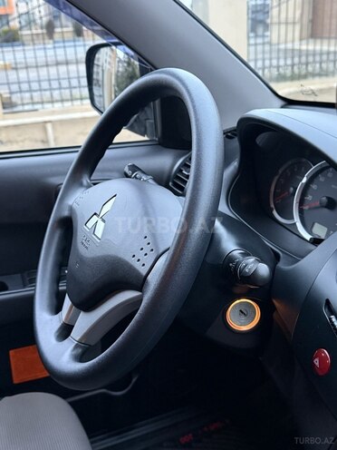 Mitsubishi L200 2015, 92,000 km - 2.5 l - Bakı