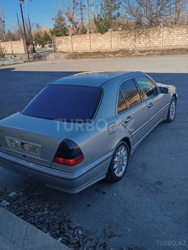 Mercedes C 200 1997, 400,000 km - 2.0 л - Ucar