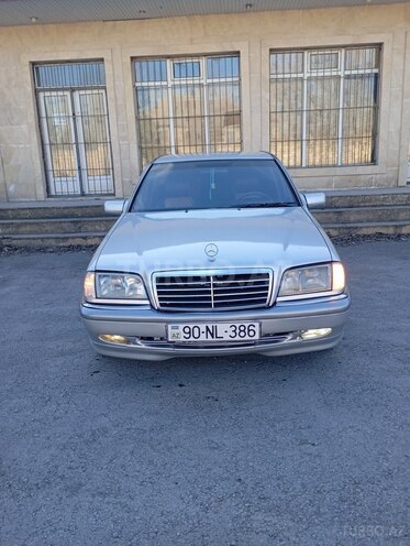 Mercedes C 200 1997, 400,000 km - 2.0 л - Ucar