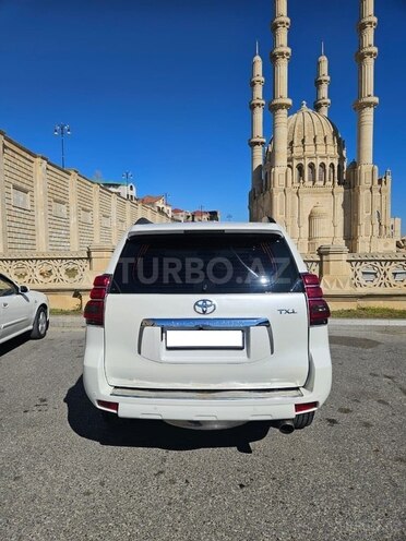 Toyota Land Cruiser Prado 2010, 170,000 km - 2.7 l - Bakı