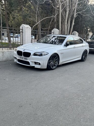 BMW 528 2015, 281,000 km - 2.0 l - Bakı