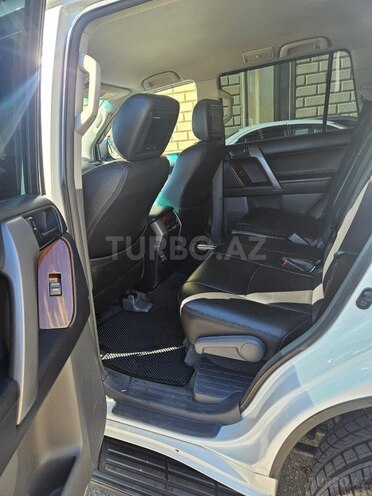 Toyota Land Cruiser Prado 2010, 170,000 km - 2.7 l - Bakı