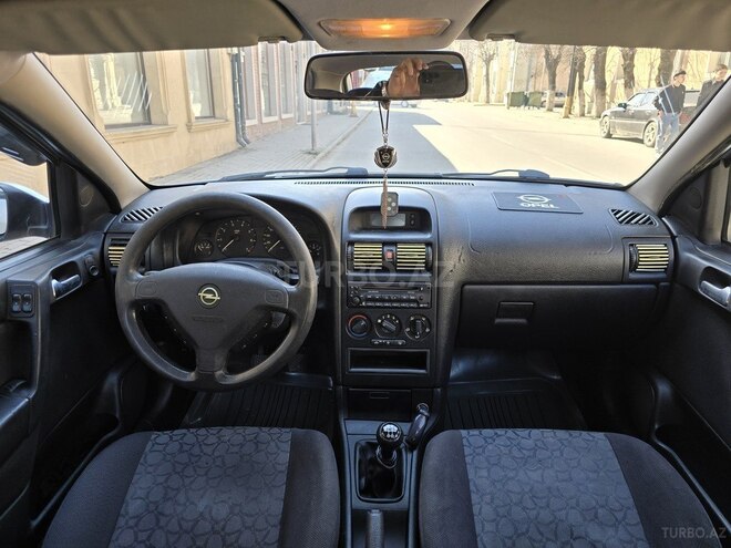 Opel Astra 2000, 285,000 km - 1.6 l - Quba