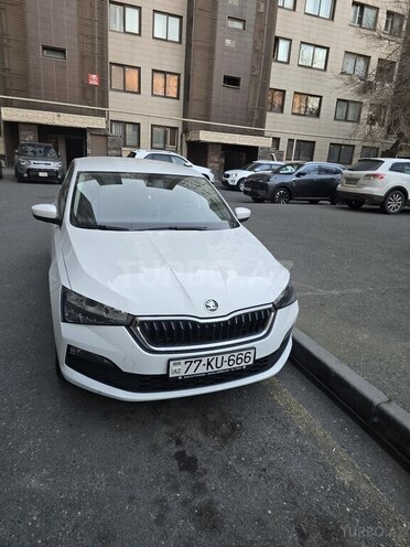 Skoda Rapid 2021, 131,690 km - 1.6 l - Bakı
