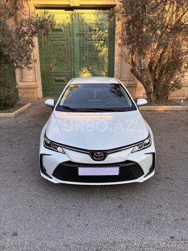 Toyota Corolla 2021, 840,000 km - 1.6 l - Bakı