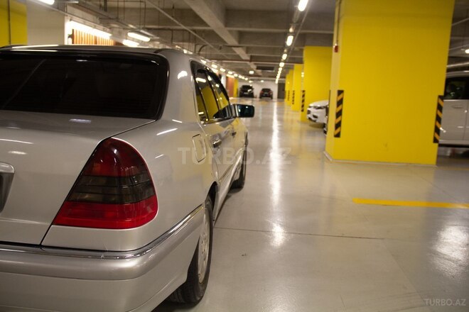 Mercedes C 180 1999, 389,676 km - 1.8 l - Gəncə