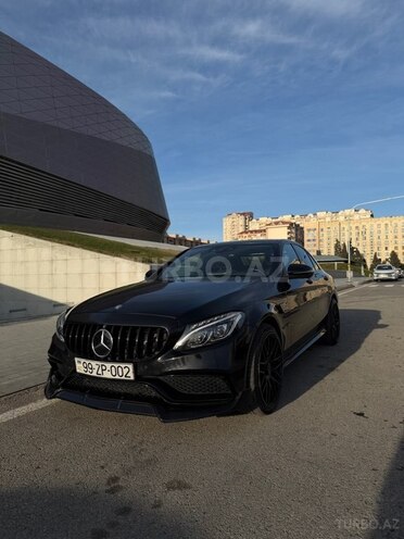 Mercedes C 400 4MATIC-2