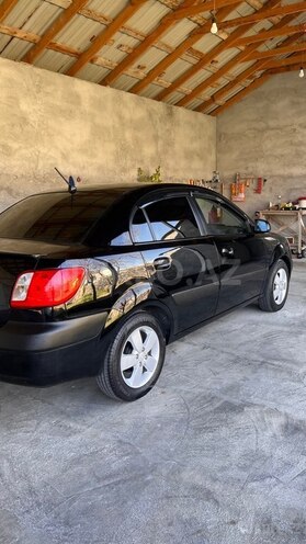 Kia Rio 2007, 210,000 km - 1.6 l - Şəki