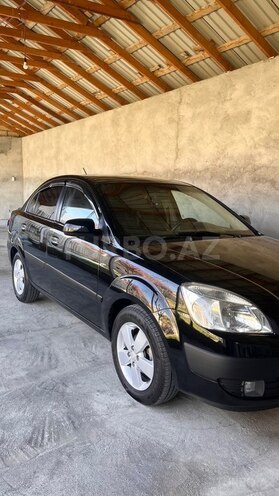 Kia Rio 2007, 210,000 km - 1.6 l - Şəki