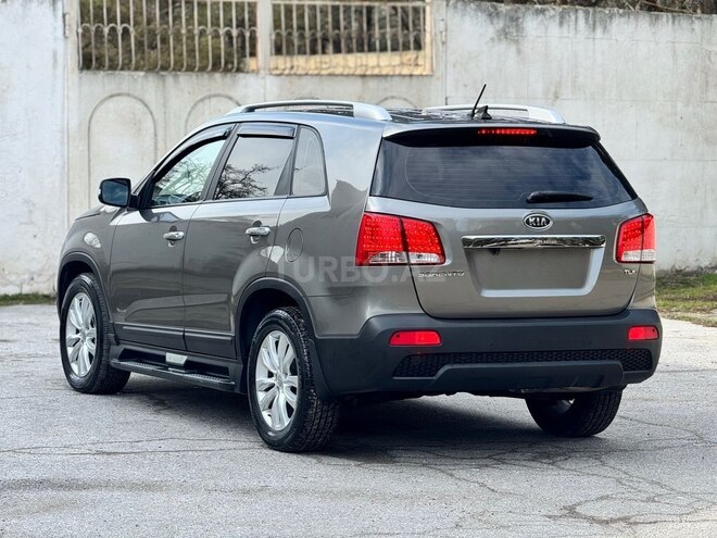 Kia Sorento 2010, 221,000 km - 2.0 l - Bakı