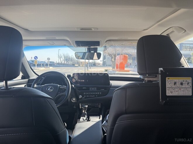 Lexus ES 250-15