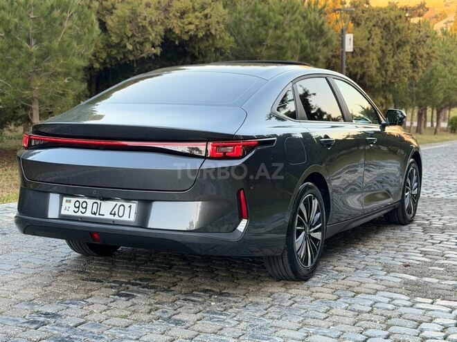 Changan Qiyuan A05 2025, 10,000 km - 1.5 l - Bakı