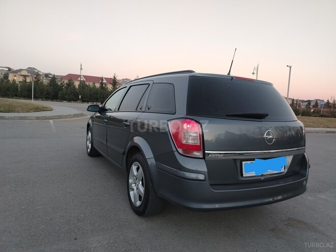 Opel Astra 2007, 240,000 km - 1.4 l - Şamaxı