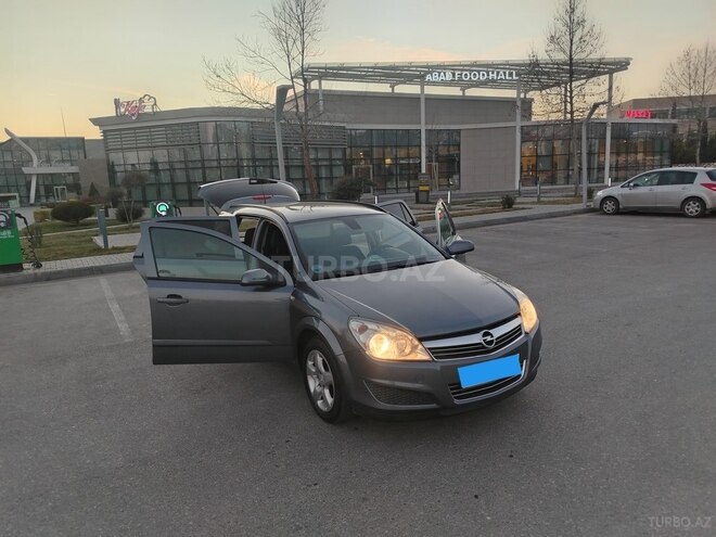 Opel Astra 2007, 240,000 km - 1.4 l - Şamaxı