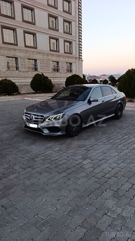 Mercedes E 300 2014, 220,000 km - 2.1 l - Naxçıvan