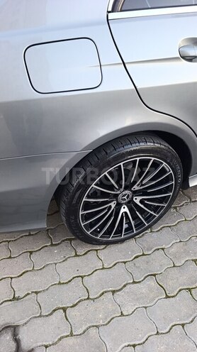 Mercedes E 300 2014, 220,000 km - 2.1 l - Naxçıvan