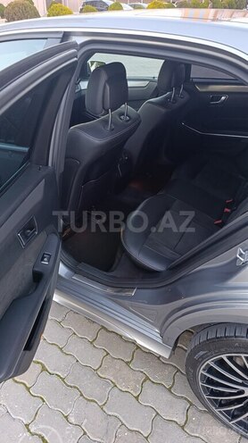 Mercedes E 300 2014, 220,000 km - 2.1 l - Naxçıvan