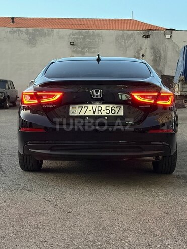 Honda Insight-3