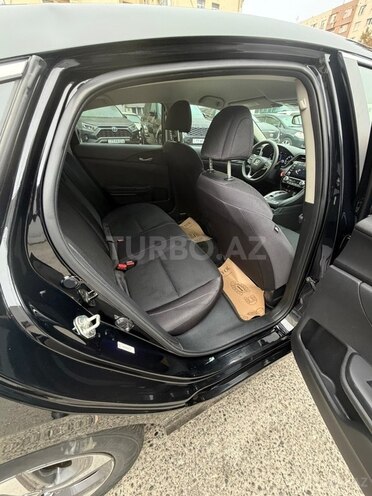 Honda Insight-5