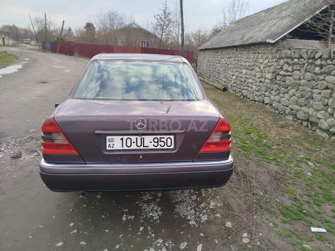 Mercedes C 180 1995, 302,605 km - 1.8 l - Balakən