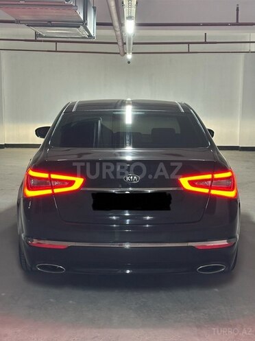 Kia Cadenza-8