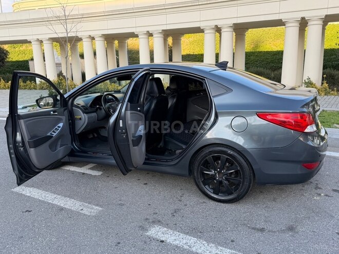 Hyundai Accent 2013, 292,901 km - 1.6 l - Bakı