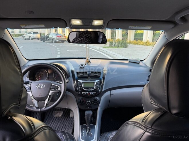 Hyundai Accent 2013, 292,901 km - 1.6 l - Bakı