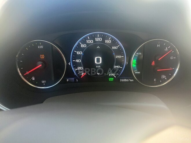 Chevrolet Malibu-5