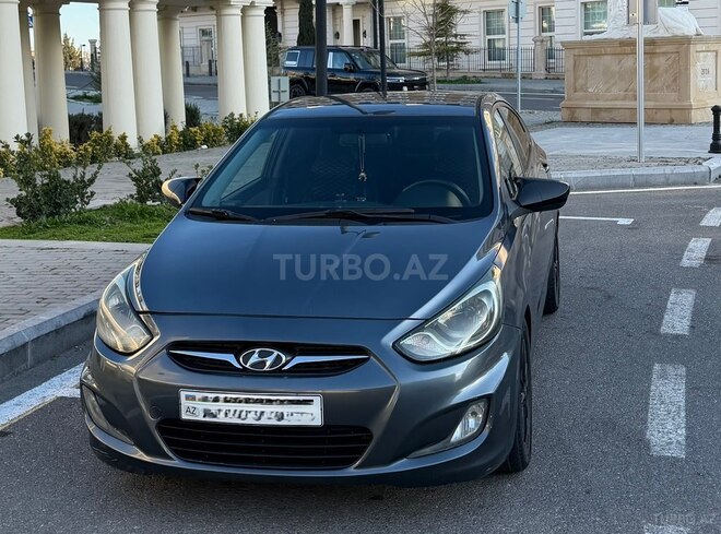 Hyundai Accent 2013, 292,901 km - 1.6 l - Bakı