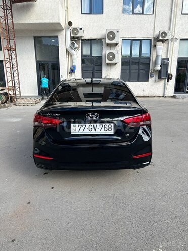 Hyundai Accent 2018, 136,000 km - 1.6 л - Bakı