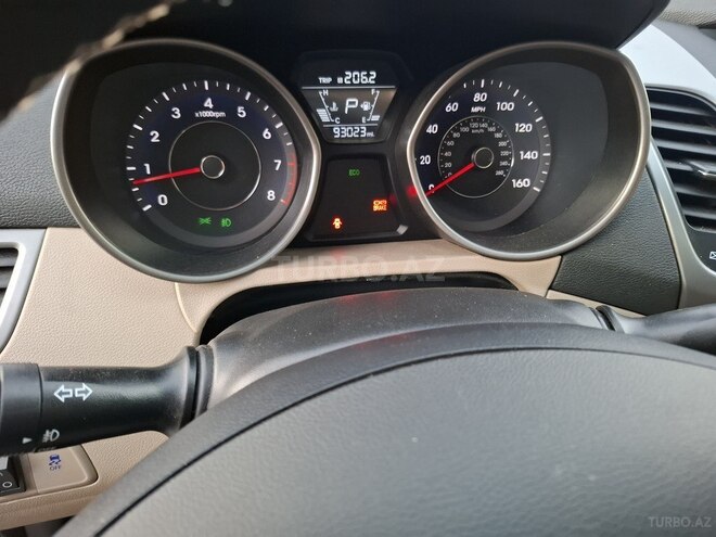 Hyundai Elantra 2015, 149,669 km - 1.8 л - Bakı