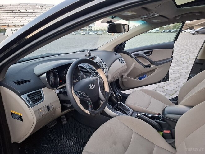 Hyundai Elantra 2015, 149,669 km - 1.8 л - Bakı