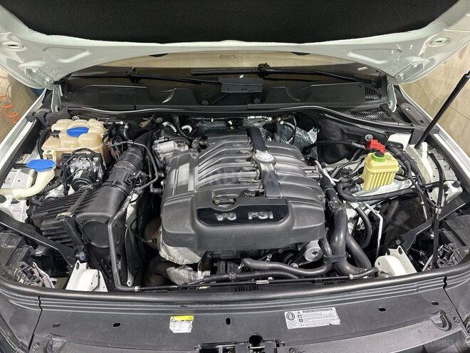 Volkswagen Touareg-7
