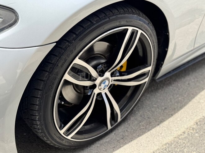 BMW 528-7