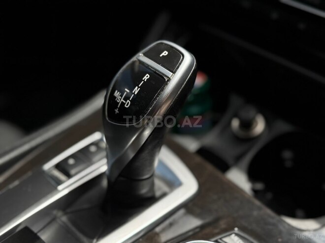 BMW 528-10