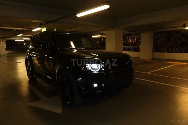 Land Rover Defender-6