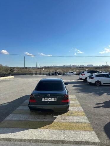 Mercedes C 200 1997, 392,000 km - 2.0 л - Bakı