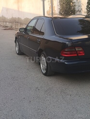 Mercedes E 230 1997, 654,000 km - 2.3 l - Bakı